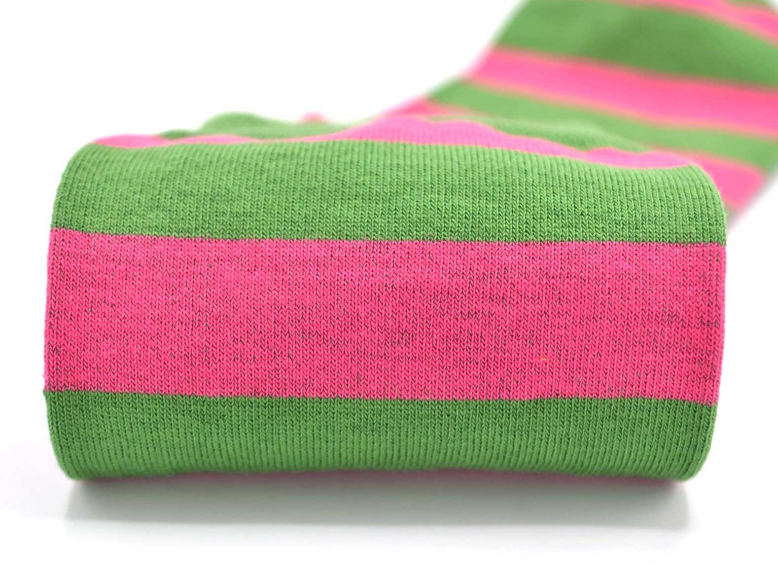 chaussettes-fantaisie-hommes-femmes-en-coton-vertes-à-rayures-roses-remaillées-à-la-main